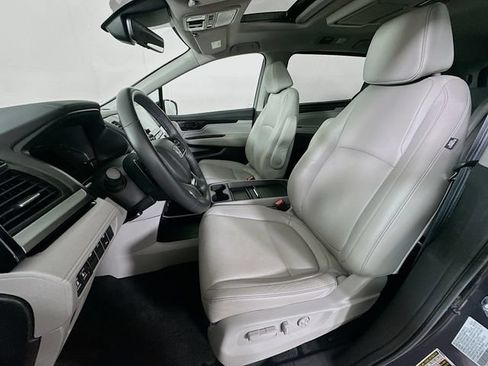 Certified 2023 Honda Odyssey Touring image 32