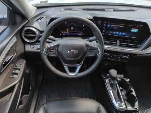 Used 2025 Chevrolet Trax ACTIV w/ Driver Confidence Package FWD image 15