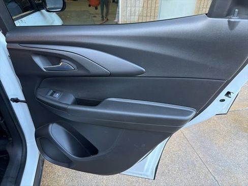 Used 2021 Chevrolet TrailBlazer ACTIV image 23