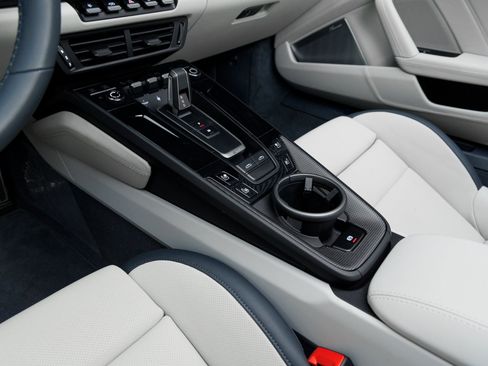 Certified 2026 Porsche 911 Targa 4 GTS image 29