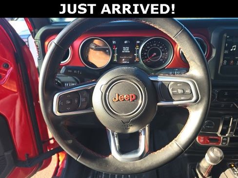 Used 2021 Jeep Wrangler Unlimited Rubicon image 12