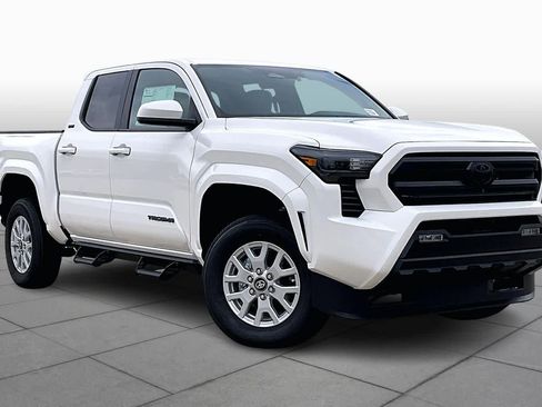 New 2026 Toyota Tacoma SR5 AWD/4WD image 2