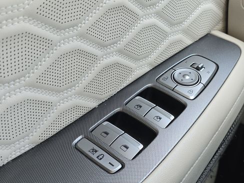 Used 2020 Hyundai Palisade Limited image 13