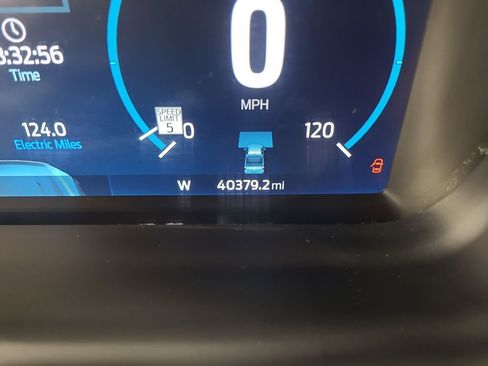 Used 2023 Ford F150 Limited image 11