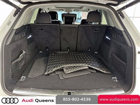 Certified 2024 Audi Q5 e Premium Plus w/ Premium Plus Package image 10