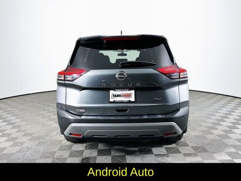 Used 2023 Nissan Rogue SV image 9