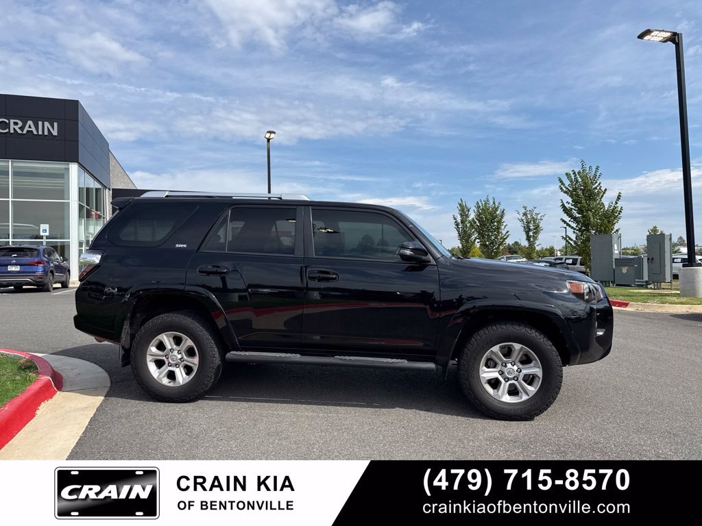 Used 2018 Toyota 4Runner SR5 Premium AWD/4WD image 4