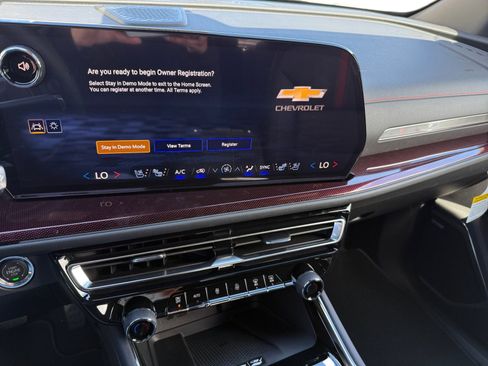 New 2026 Chevrolet Traverse RS AWD/4WD image 12