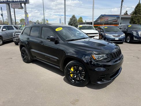 Used 2018 Jeep Grand Cherokee Trackhawk image 3