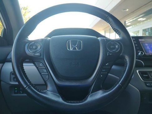Used 2022 Honda Ridgeline RTL image 16
