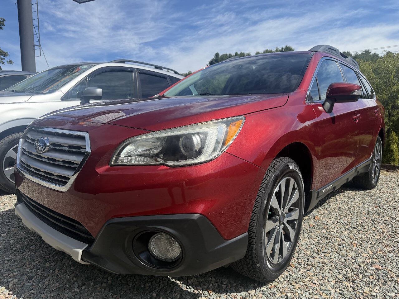 Used 2015 Subaru Outback 3.6R Limited AWD/4WD image 1