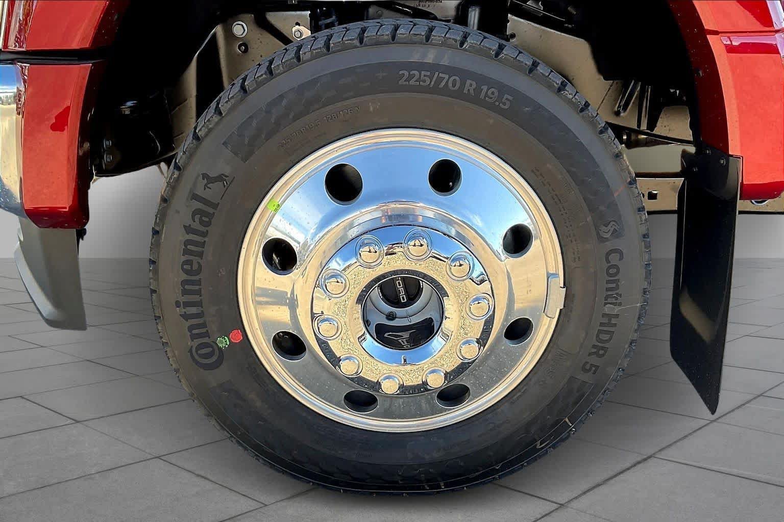 Used 2026 Ford F450 XLT AWD/4WD image 11