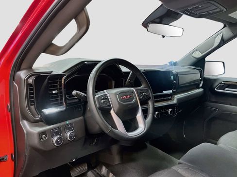 Used 2025 GMC Sierra 1500 Elevation AWD/4WD image 9