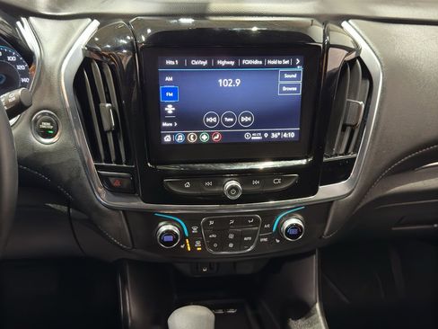 Certified 2023 Chevrolet Traverse LT w/ LPO, Floor Liner Package image 28