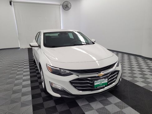 Used 2023 Chevrolet Malibu LS w/ Driver Confidence Package FWD image 14