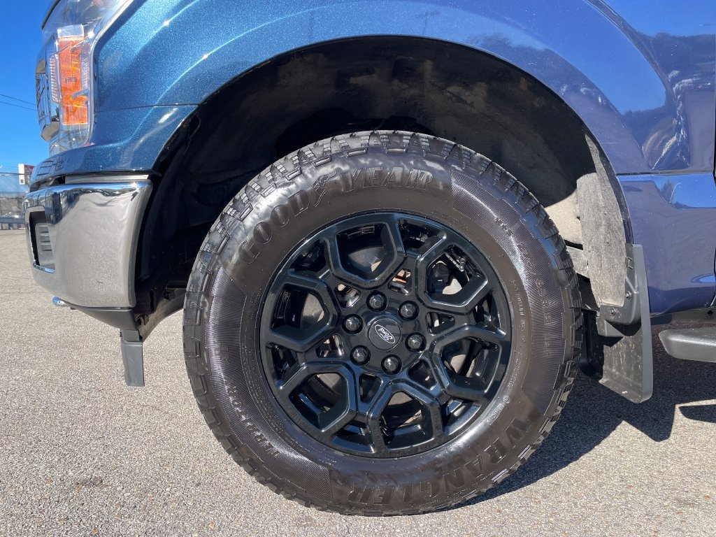 Used 2020 Ford F150 XLT w/ Equipment Group 302A Luxury AWD/4WD image 9