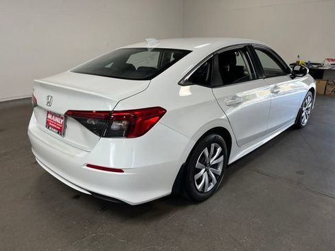 Used 2023 Honda Civic LX image 3