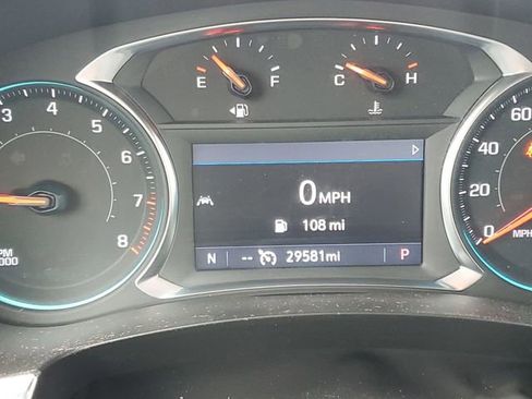 Certified 2023 Chevrolet Traverse LT FWD image 12