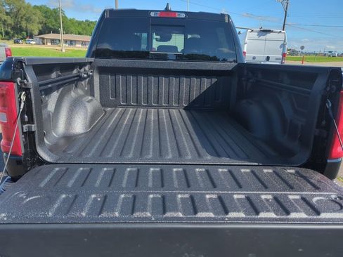 New 2026 RAM 1500 Big Horn AWD/4WD image 12