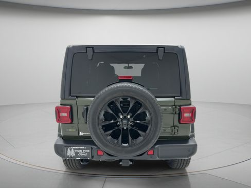Used 2021 Jeep Wrangler Unlimited Sport AWD/4WD image 7