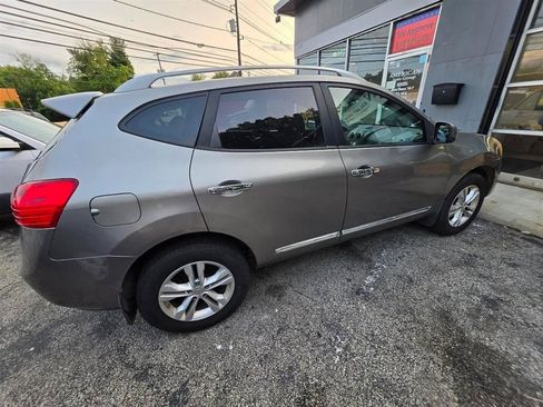 Used 2013 Nissan Rogue SV w/ Premium Pkg AWD/4WD image 9