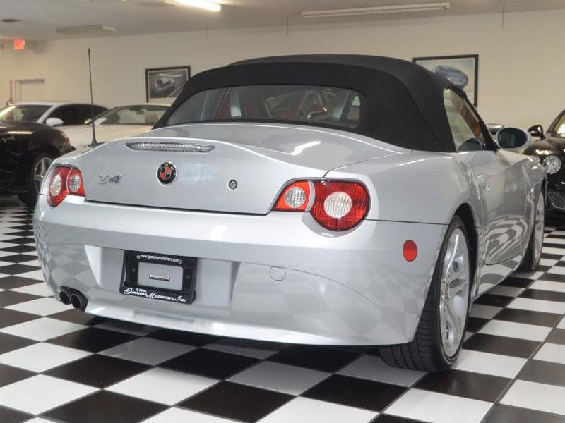 Used 2005 BMW Z4 3.0i RWD image 10