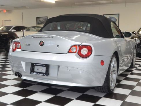 Used 2005 BMW Z4 3.0i RWD image 10