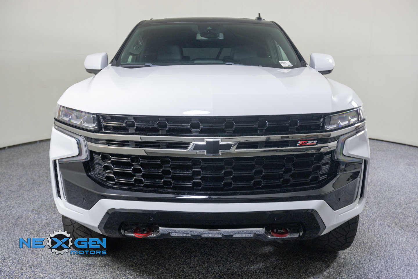 Used 2023 Chevrolet Tahoe Z71 w/ Max Trailering Package AWD/4WD image 3