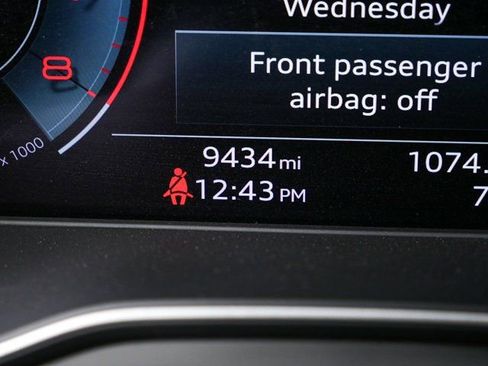 Used 2024 Audi Q5 2.0T Premium Plus w/ Premium Plus Package AWD/4WD image 12