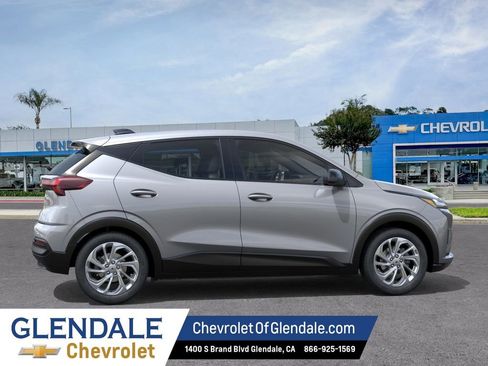 New 2027 Chevrolet Bolt LT FWD image 5