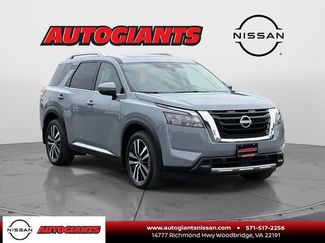 Used 2025 Nissan Pathfinder Platinum video 1