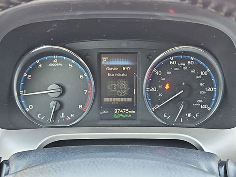 Used 2016 Toyota RAV4 Limited image 36