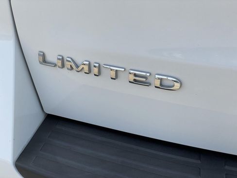 Used 2023 Ford Expedition Limited RWD image 57