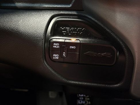 Used 2022 RAM 2500 Big Horn AWD/4WD image 22