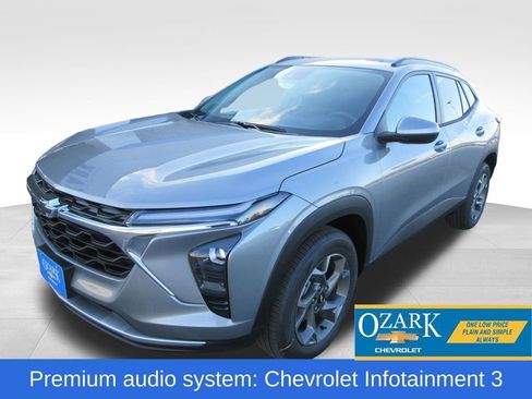 New 2026 Chevrolet Trax LT w/ LPO, Blackout Package image 1