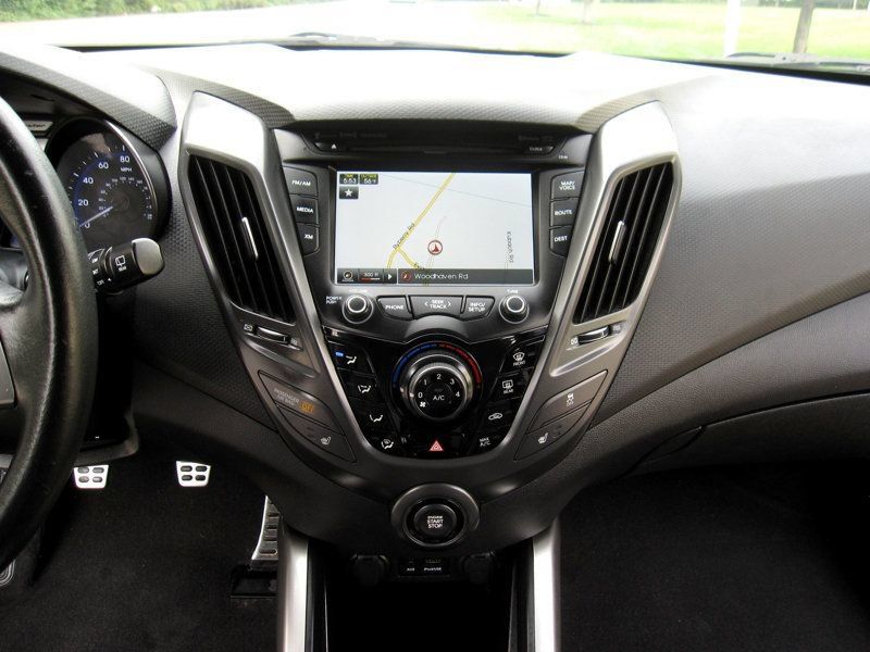 Used 2013 Hyundai Veloster Turbo w/ Ultimate Pkg FWD image 22