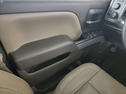 Used 2016 Chevrolet Silverado 2500 LTZ w/ Duramax Plus Package AWD/4WD image 29