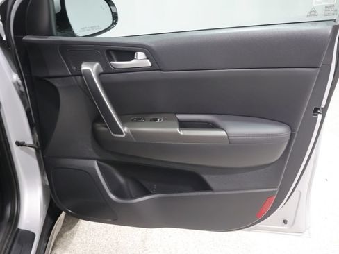 Used 2020 Kia Sportage S w/ S Sunroof Package AWD/4WD image 23