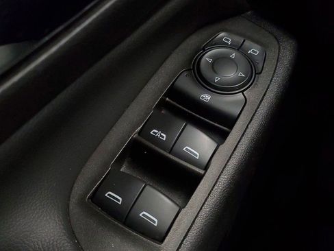 Used 2023 Chevrolet Equinox LT image 16