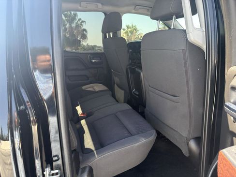 Used 2018 GMC Sierra 1500 SLE w/ SLE Value Package AWD/4WD image 14