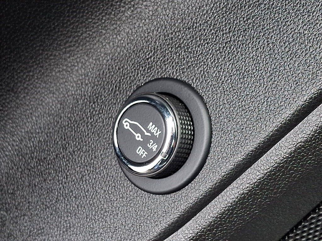 Certified 2023 Chevrolet Blazer Premier FWD image 29