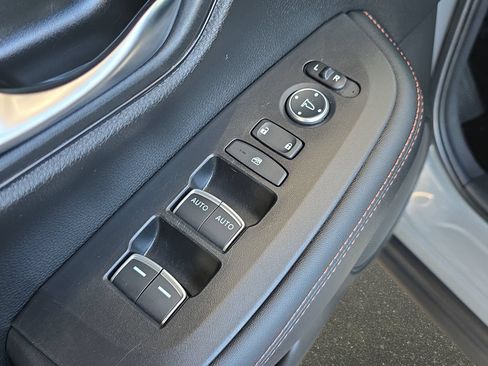Certified 2024 Honda HR-V Sport image 28