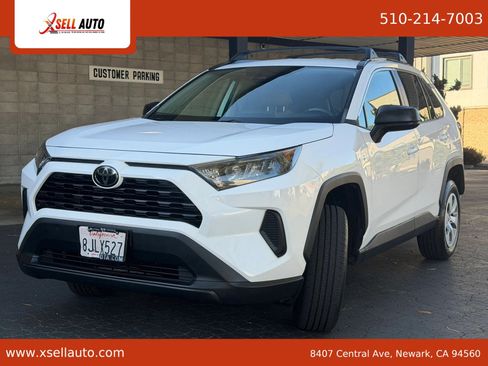 Used 2019 Toyota RAV4 LE w/ All Weather Liner Package AWD/4WD image 3