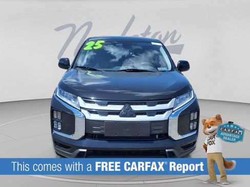 Used 2025 Mitsubishi Outlander Sport LE AWD/4WD image 2
