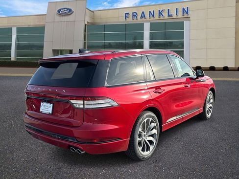 New 2026 Lincoln Aviator 2WD w/ Jet Appearance Package image 7