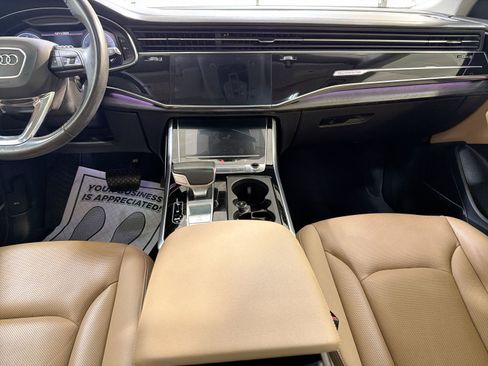 Used 2019 Audi Q8 Prestige image 22