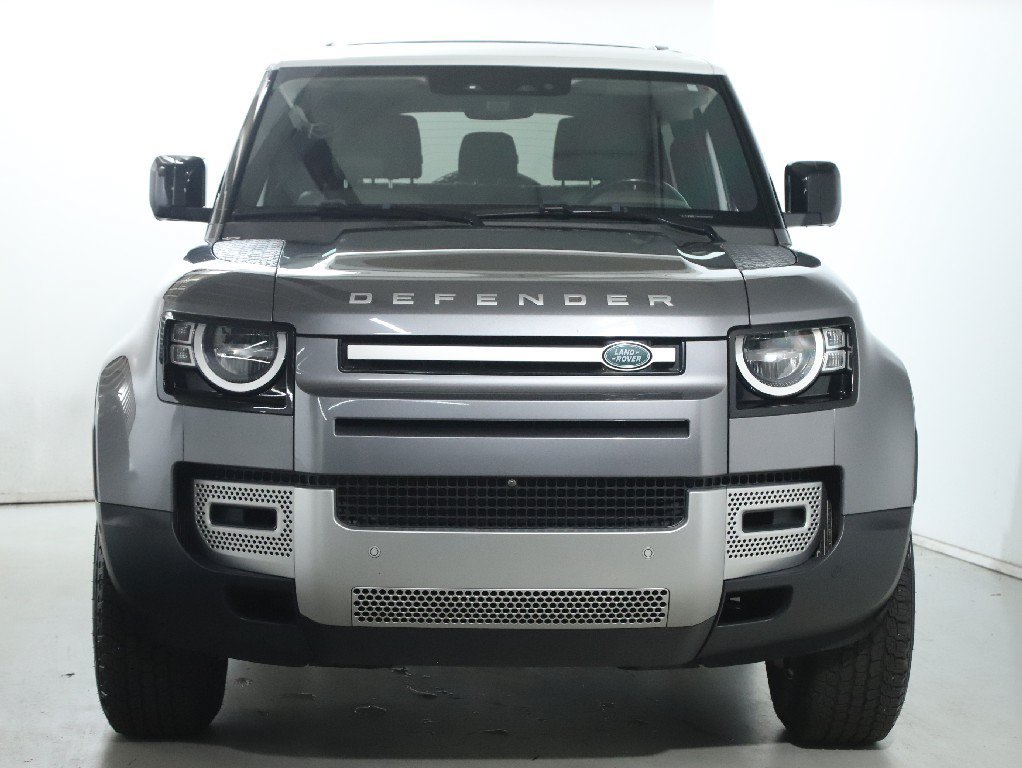 Used 2022 Land Rover Defender 90 S AWD/4WD image 5