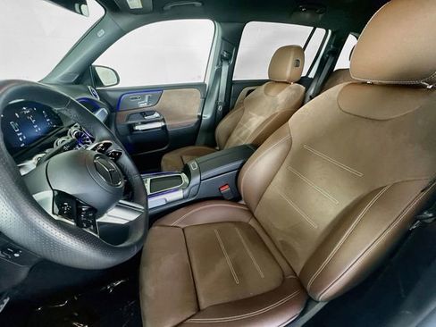 Used 2026 Mercedes-Benz GLB 250 image 20