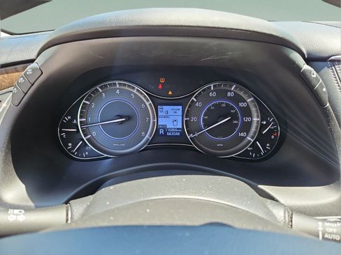 Used 2017 INFINITI QX80 2WD w/ Driver Assistance Package image 23