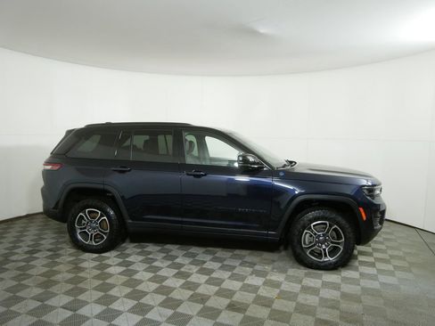 Used 2023 Jeep Grand Cherokee Trailhawk w/ Luxury Tech Group III image 2
